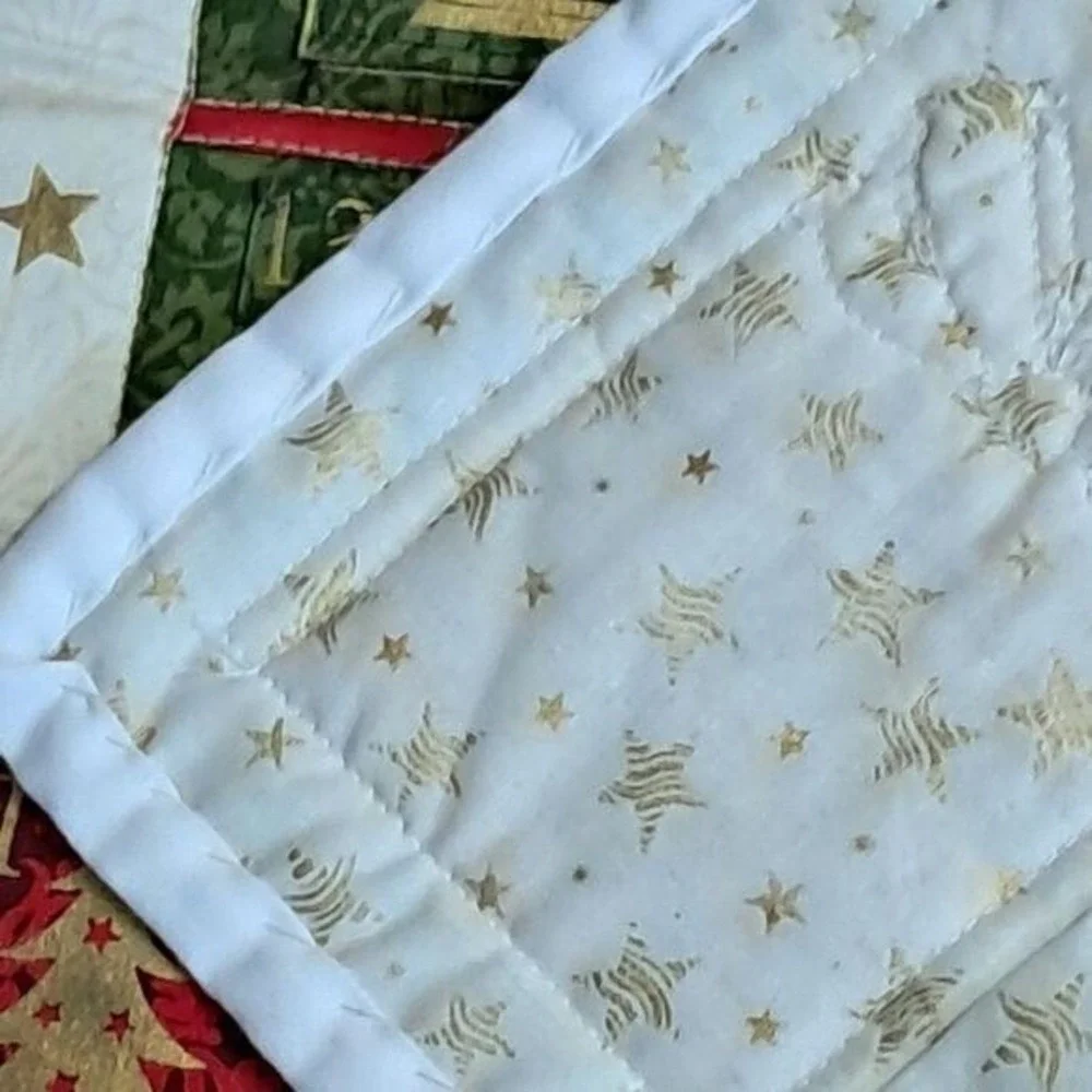 Christmas Advent Calendar QUILTED‎ HANDMADE Pockets